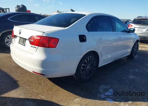 2013 Volkswagen Jetta 2.5L Sel z USA, uszkodzony, nr VIN 3VWLX7AJ5DM431992